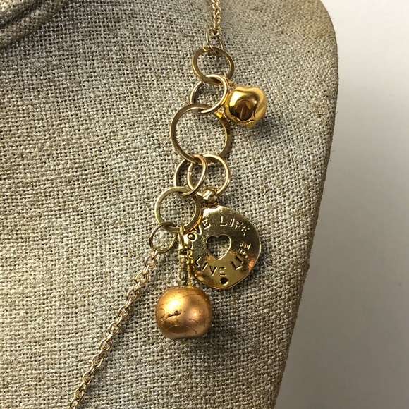 🐷 Gold Toned Charm Necklace - Picture 4 of 8